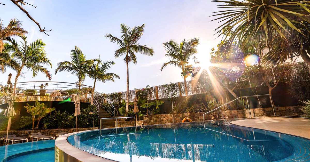 Een foto van het zwembad bij Bohemia Suites & Spa