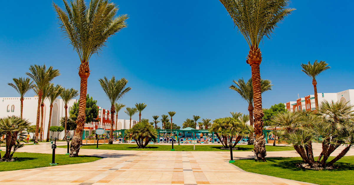 Ein Foto von der Außenansicht des Sunrise Garden Beach Resort