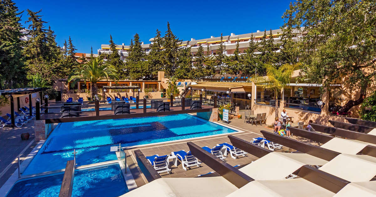 Een foto van het zwembad bij Hotel Balaia Mar