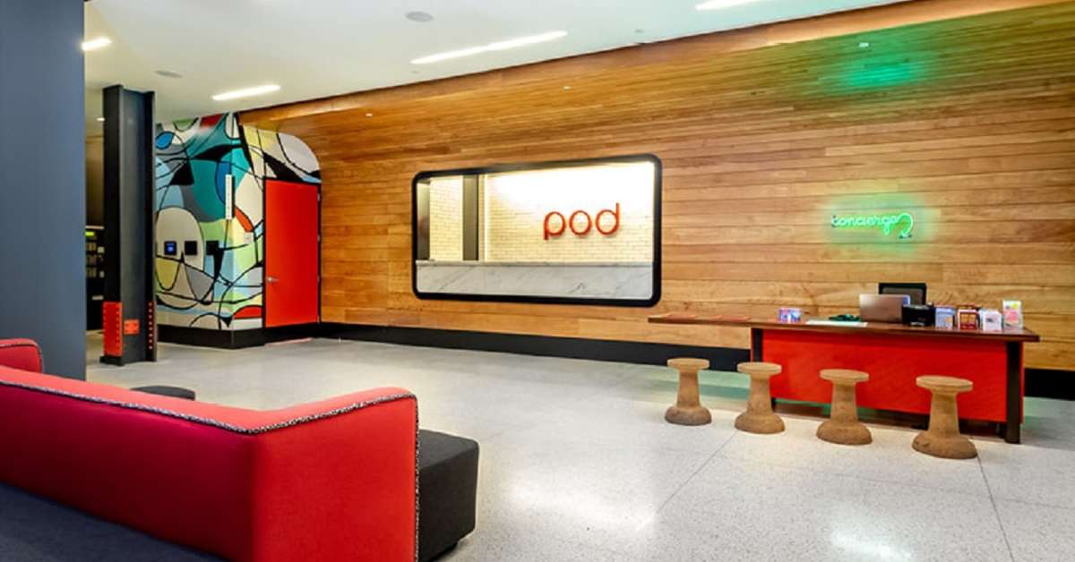Een foto van het interieur van Pod 39 Hotel