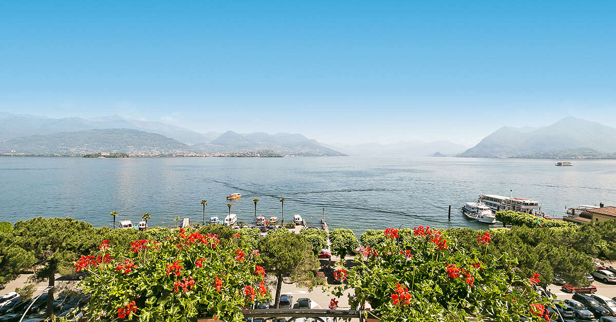 Een foto van de buitenkant van Hotel Milan Speranza au Lac