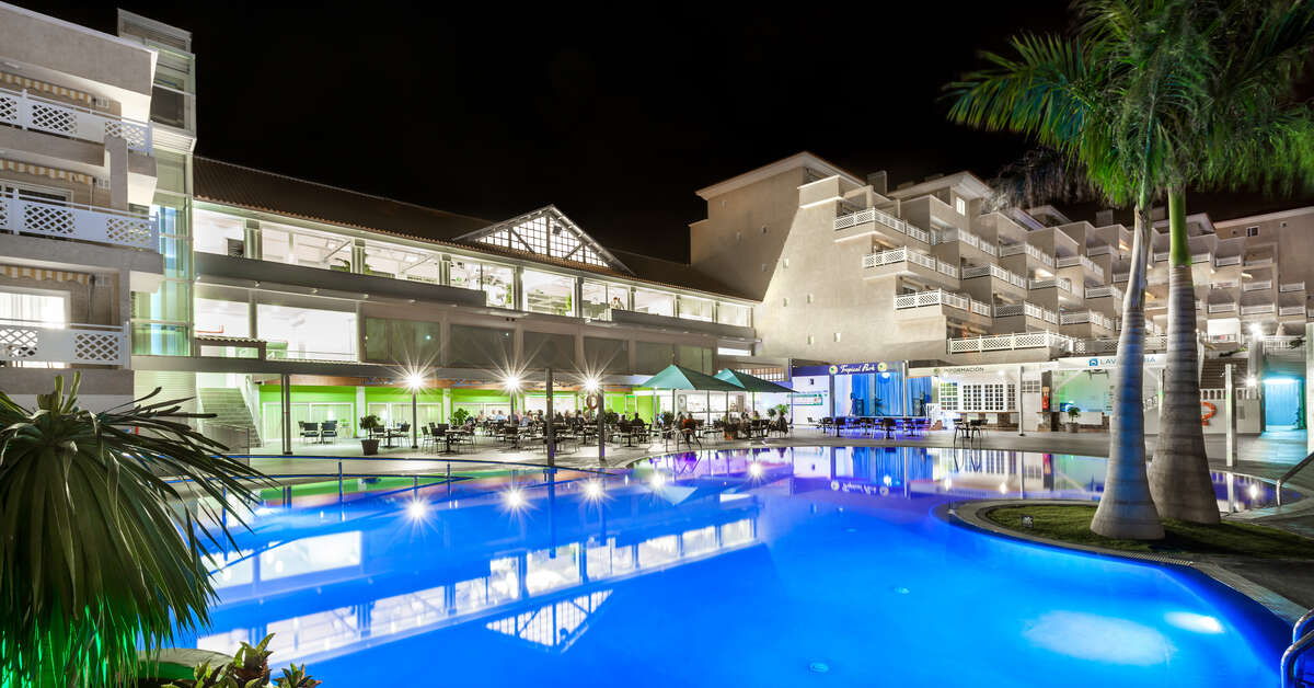 Een foto van de buitenkant van Tropical Park Appartementen