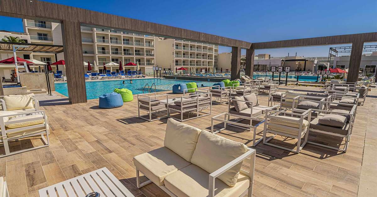 Een foto van het zwembad bij Amarina Abu Soma Resort & Aquapark