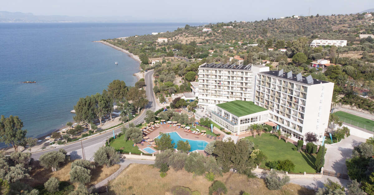 Een foto van de buitenkant van Evia Riviera Resort