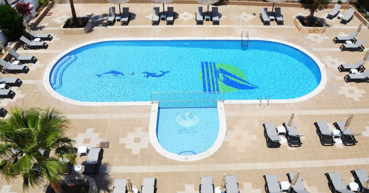 Een foto van het zwembad bij Aparthotel Vibra San Marino