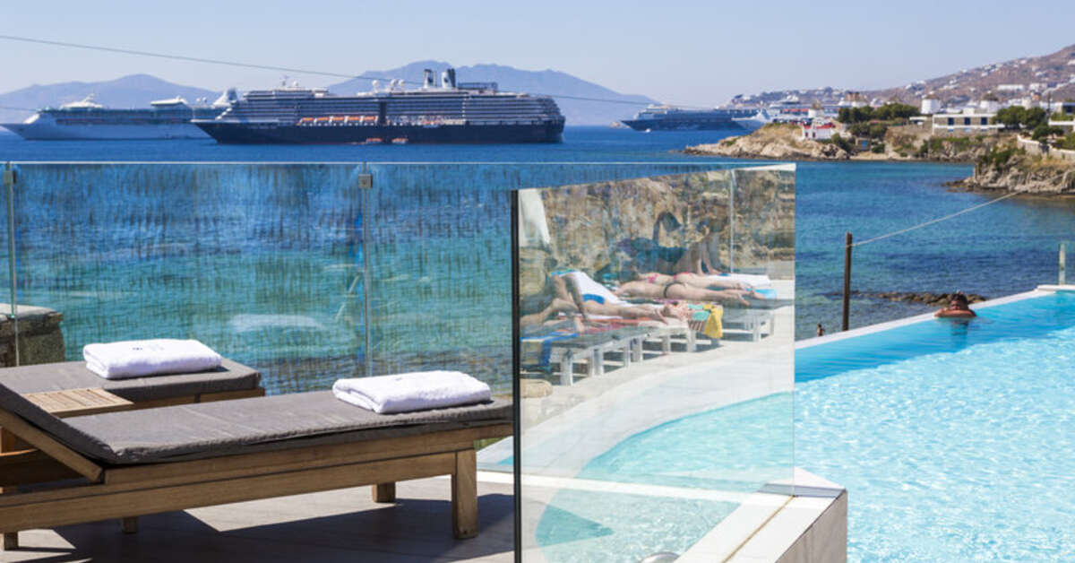 Een foto van het zwembad bij Mykonos Blanc Hotel