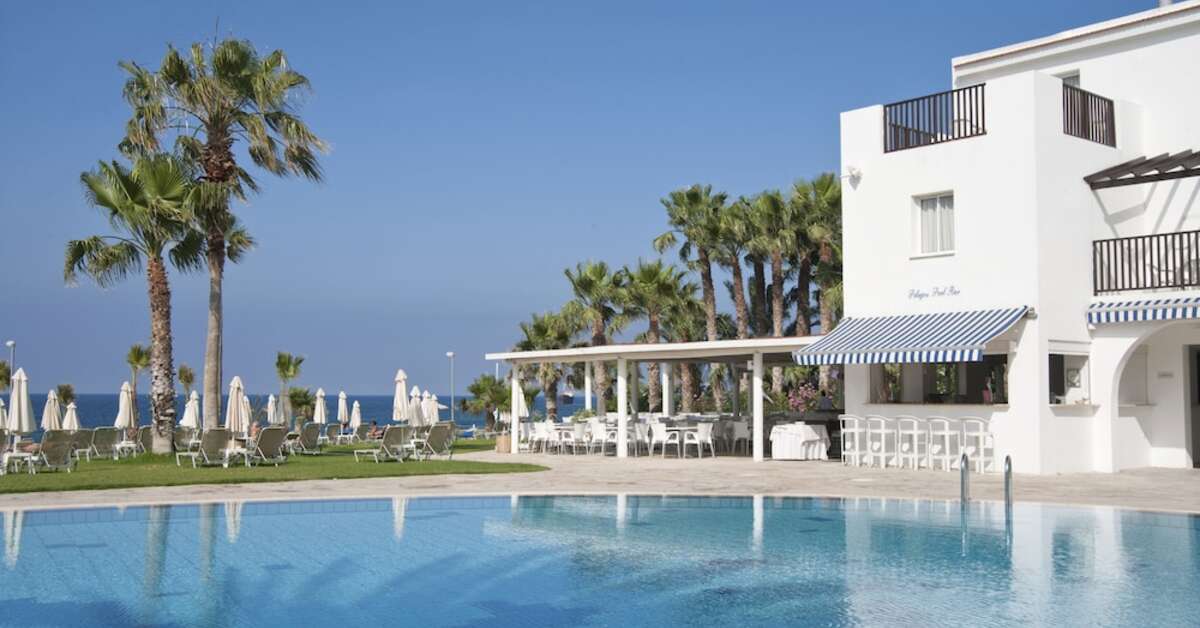 Een foto van het zwembad bij Akti Beach Village Resort