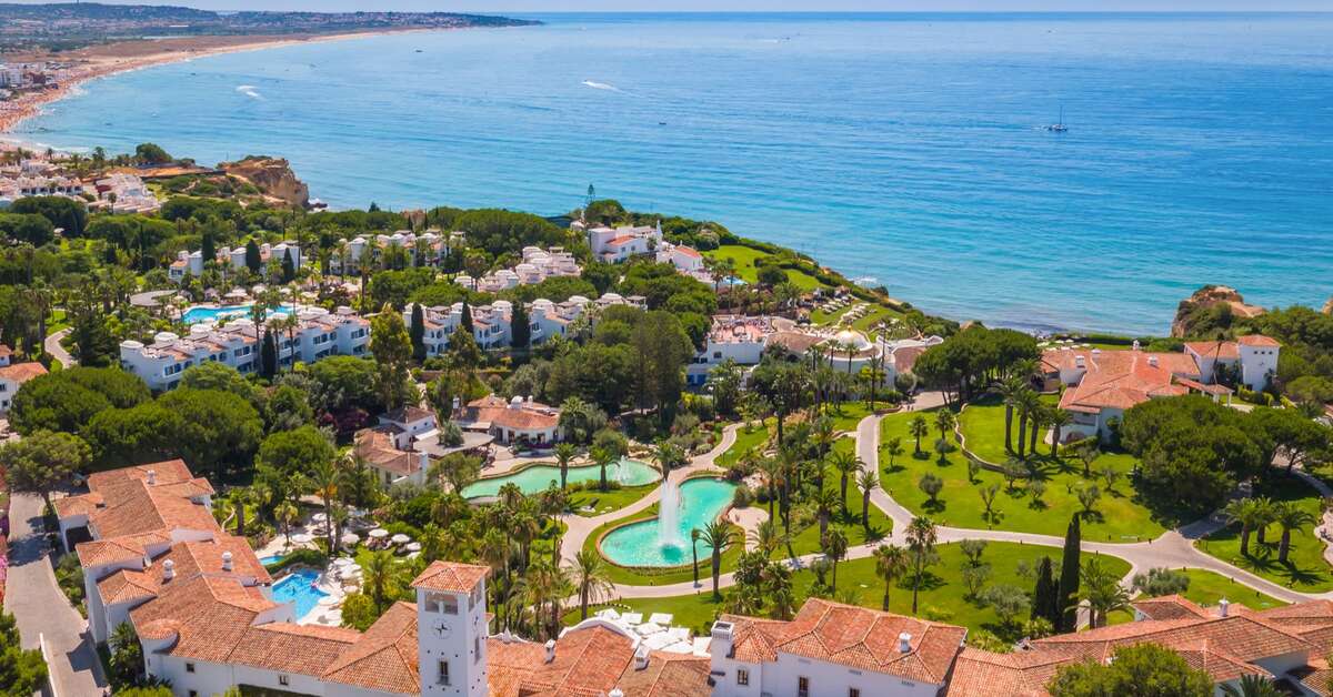 Een foto van het zwembad bij Vila Vita Parc Resort & Spa
