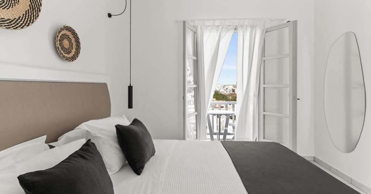 Een foto van Sunrise Paros by Mr and Mrs White
