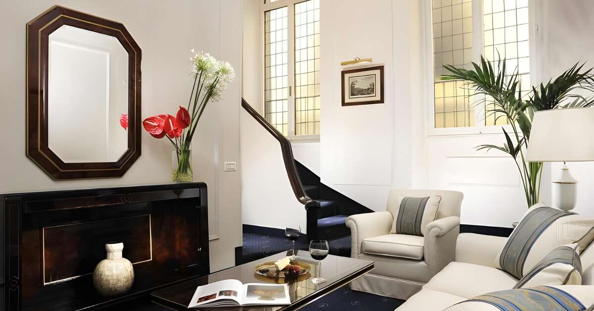 Een foto van het interieur van De La Ville