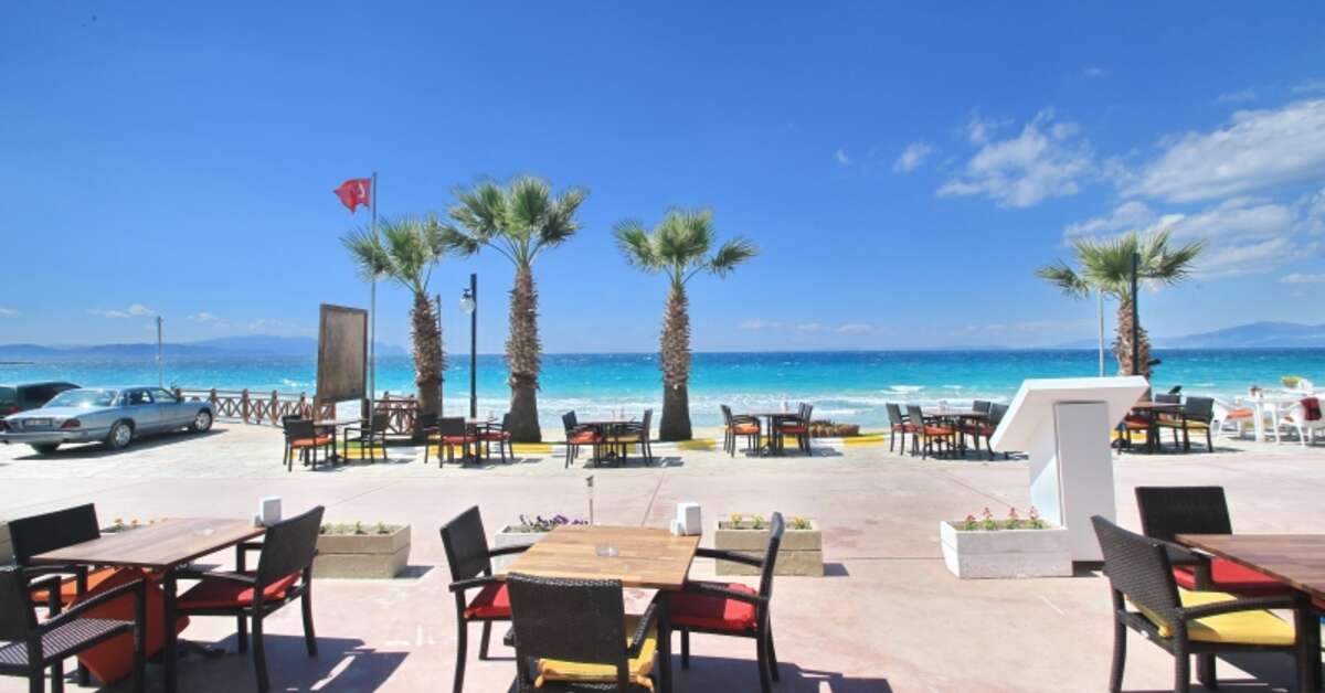 Een foto van het terras bij Jura Hotels Ada Beach