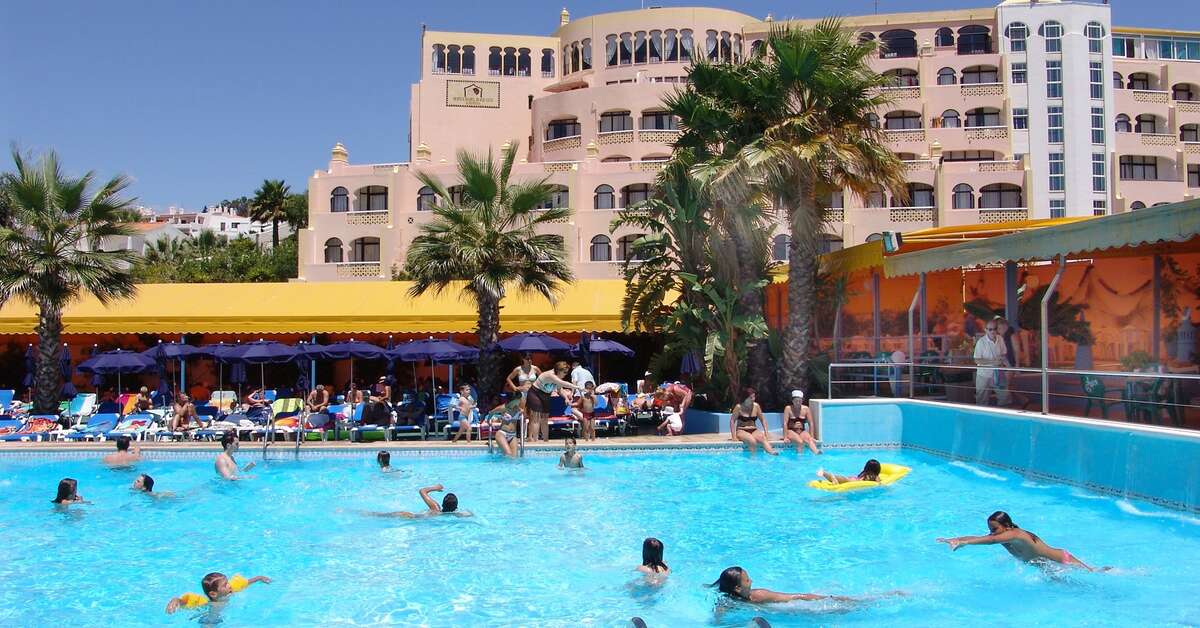 Een foto van het zwembad bij Monica Isabel Beach Club