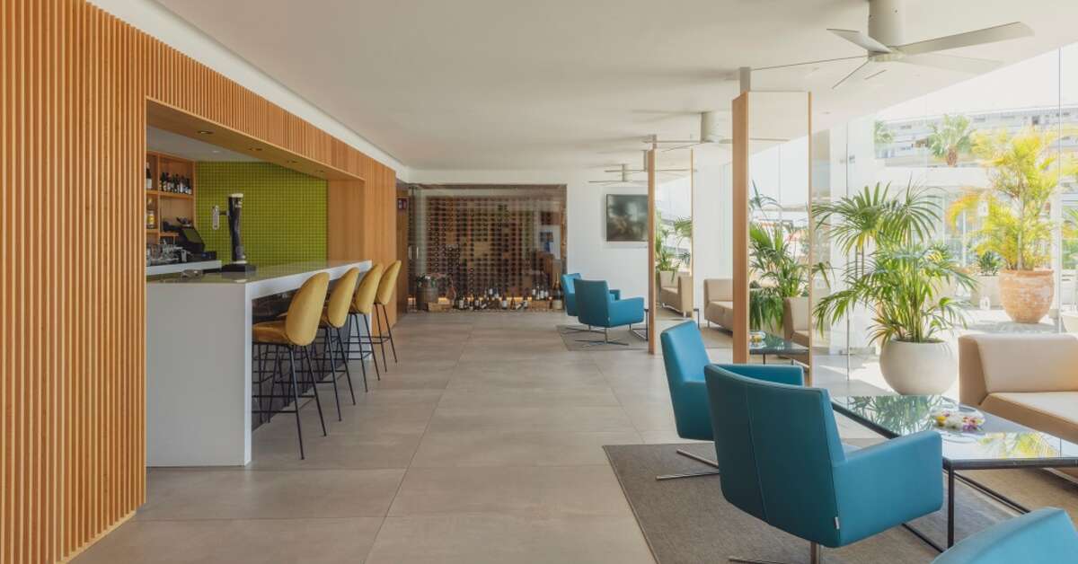 Een foto van het interieur van Flamingo Beach Mate