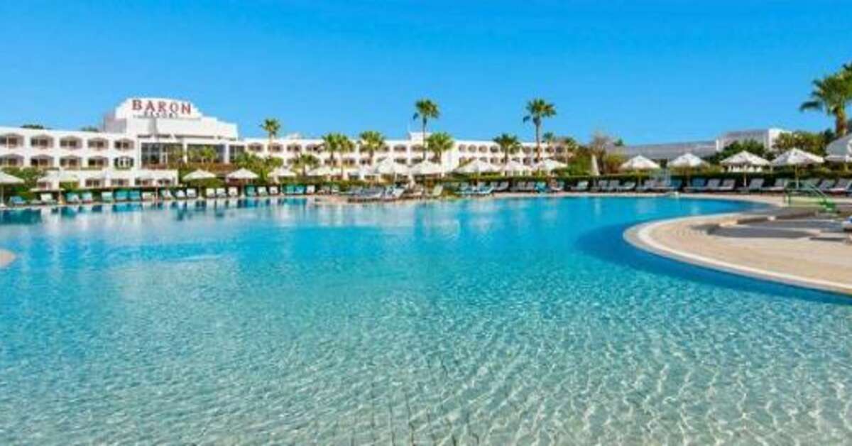 Een foto van het zwembad bij Baron Resort Sharm El Sheikh