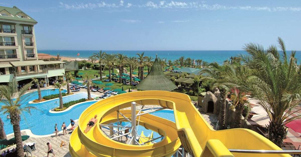 Een foto van het zwembad bij Dobedan Beach Resort Comfort