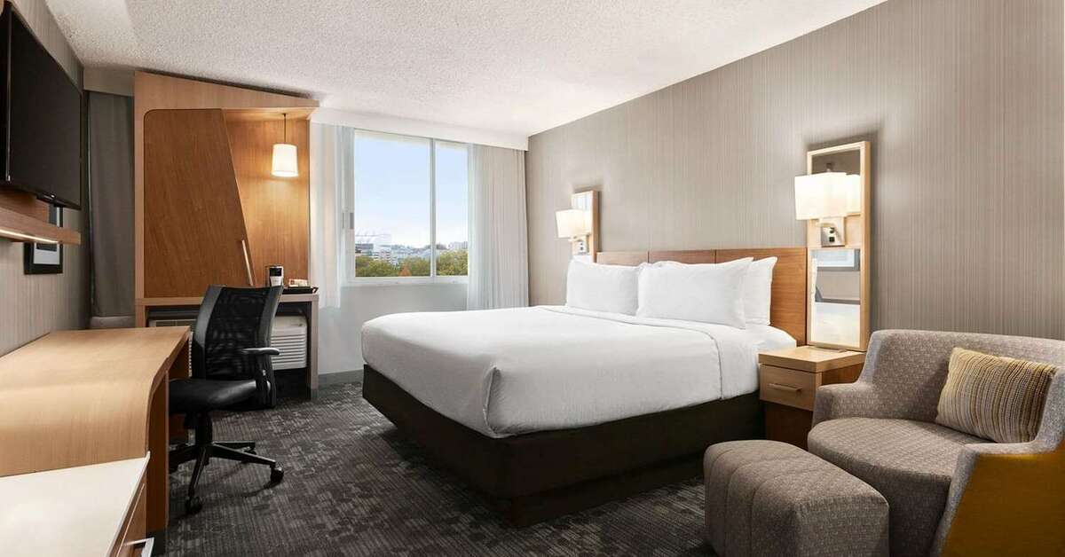 Ein Foto Wyndham Garden at Niagara Falls