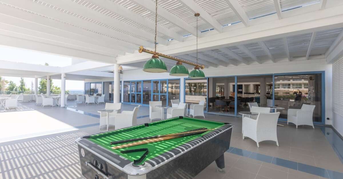 Ein Foto von den Einrichtungen im Iliada Beach Hotel
