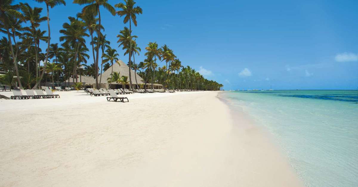 Een foto van het strand bij Barcelo Bavaro Palace