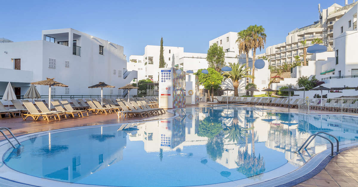 Een foto van het zwembad bij Hilton Grand Vacations Sunset Bay Club