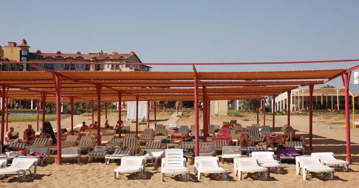 Een foto van het strand bij Silver Hotel