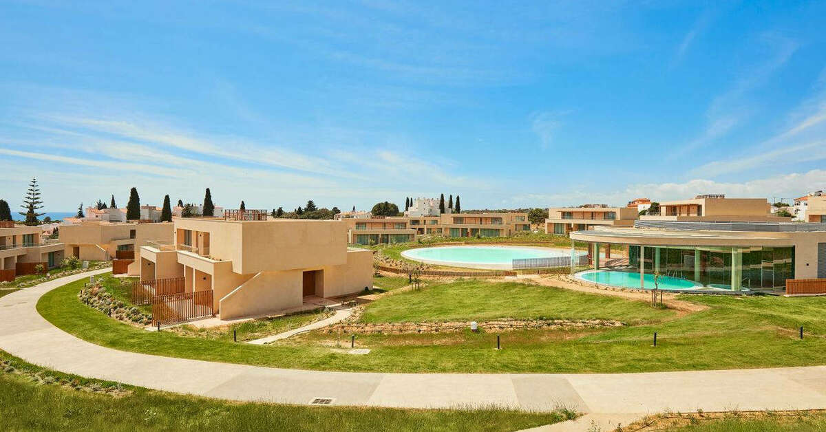 Een foto van White Shell Beach Villas