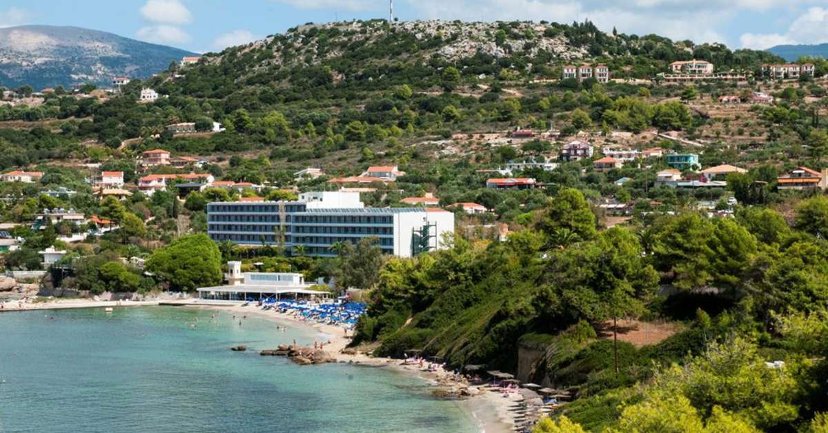 Een foto van de buitenkant van Mediterranee Hotel