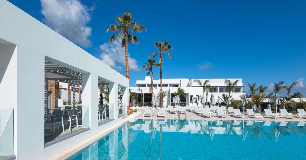 Een foto van het zwembad bij Blue Lagoon Ocean