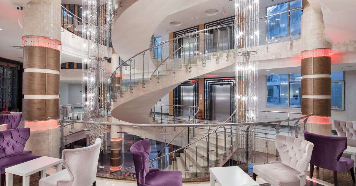 Een foto van het interieur van Hotel Grand Ring