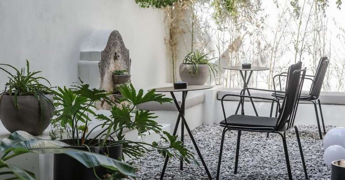 Ein Foto von der Terrasse im Bitzaro Hotel