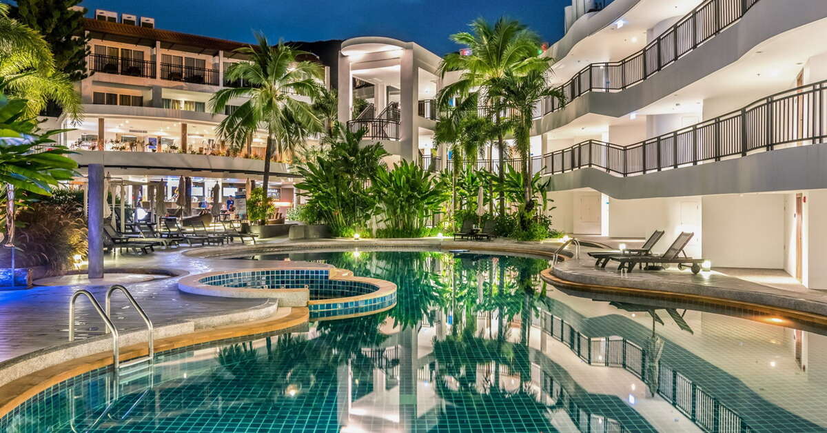Een foto van het zwembad bij Destination Resorts Phuket Karon Beach