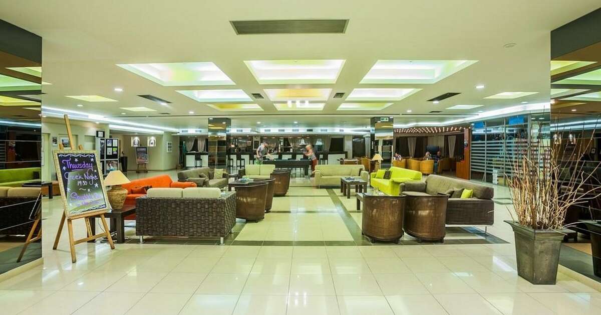 Een foto van het interieur van Xenios Anastasia Resort & Spa
