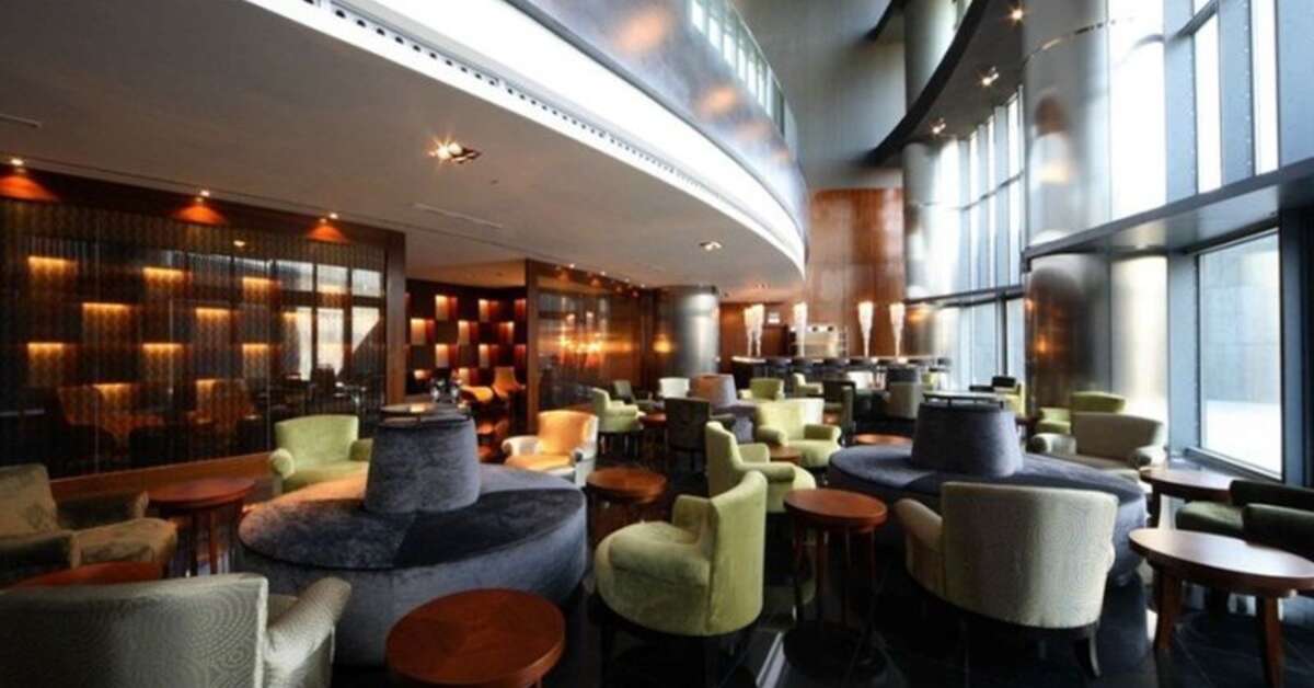 Een foto van het interieur van Eurostars Madrid Tower Hotel