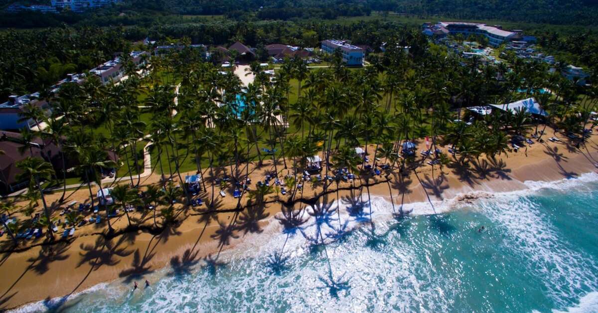 Een foto van het strand bij Viva Wyndham V Samana