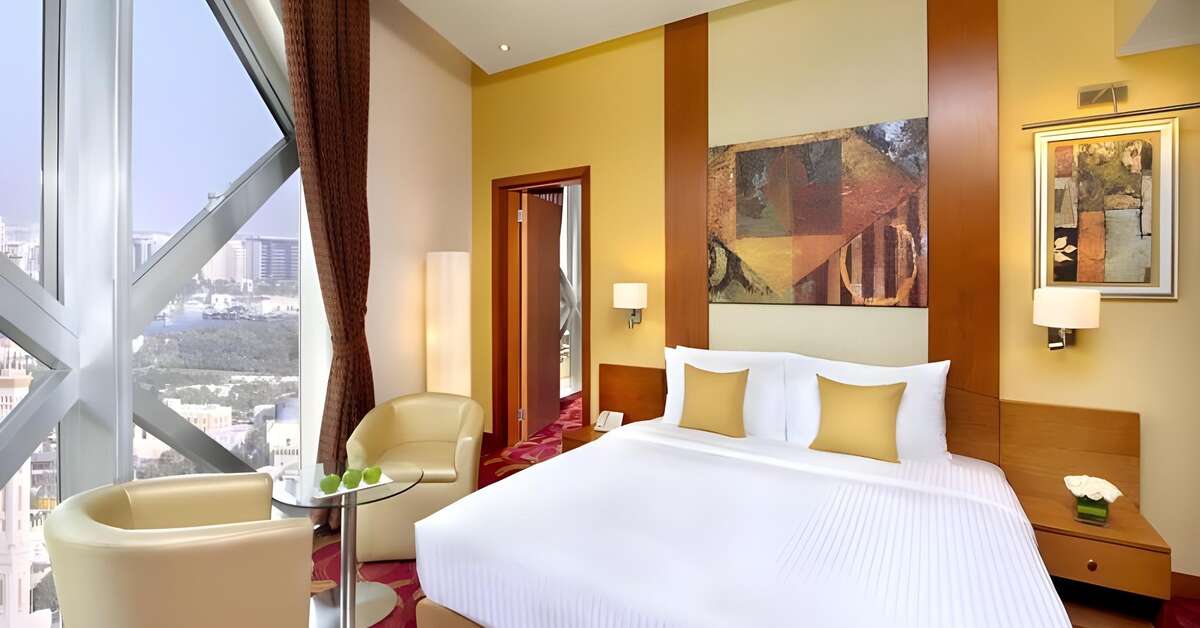 Een foto van City Seasons Towers