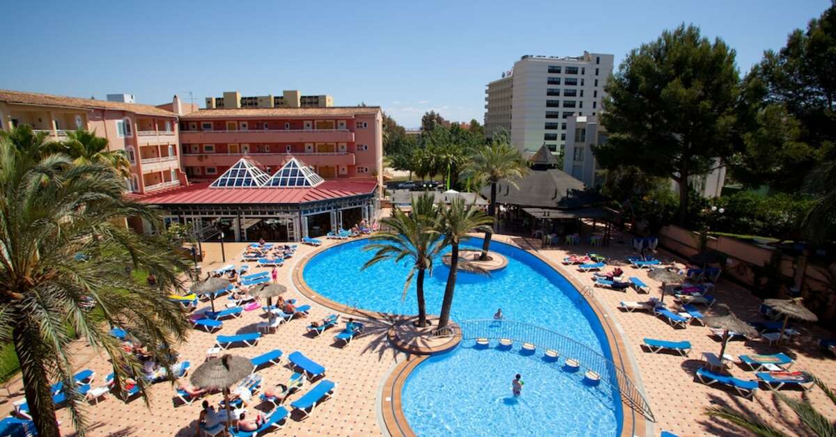 Een foto van het zwembad bij Aparthotel Aquasol