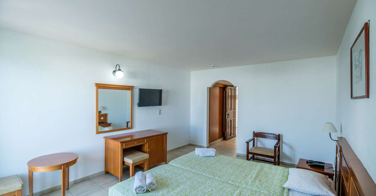 Ein Foto Semiramis Village Hotel