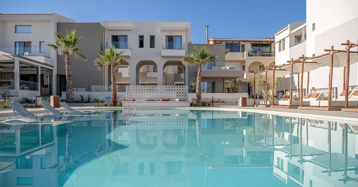 Een foto van het zwembad bij Iperion Beach Hotel