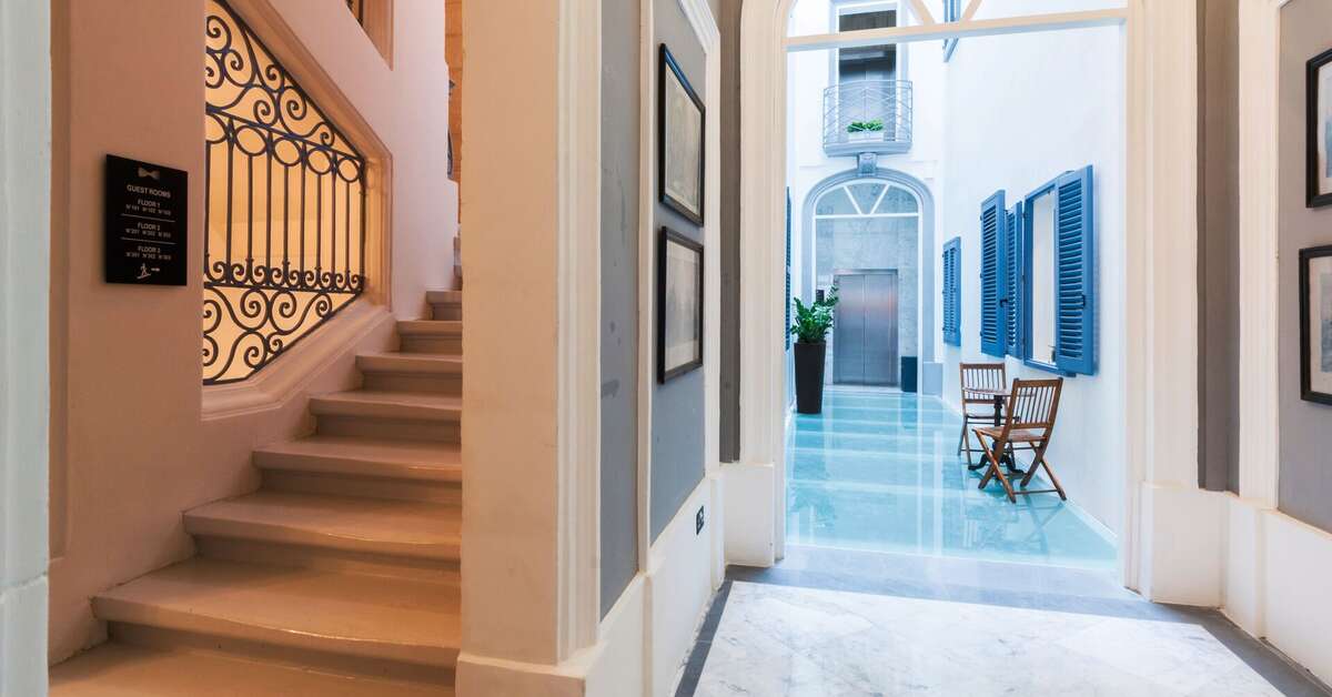 Een foto van het interieur van AX The Saint John