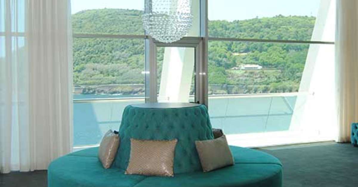 Een foto van het interieur van Angra Marina Hotel