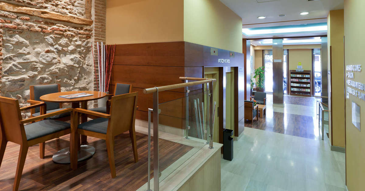 Een foto van het interieur van Hotel Victoria 4