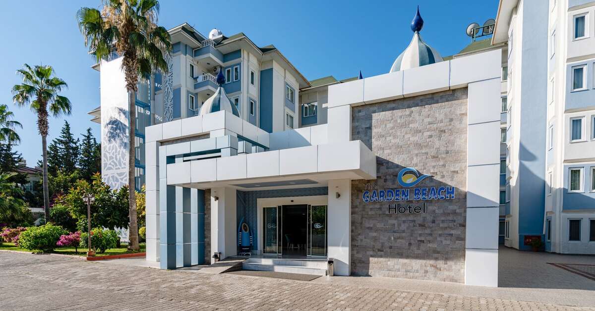 Een foto van The Garden Beach Hotel