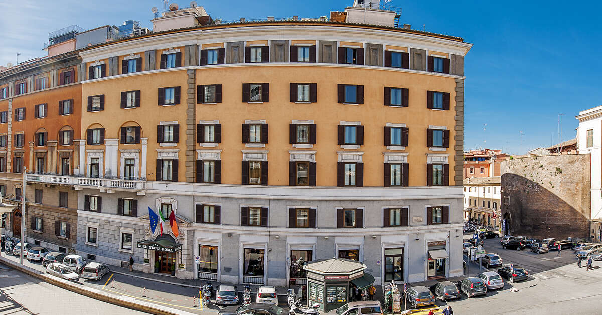 Een foto van de buitenkant van Albergo Nord Nuova
