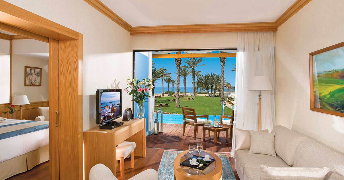 Een foto van Constantinou Bros Asimina Suites Hotel