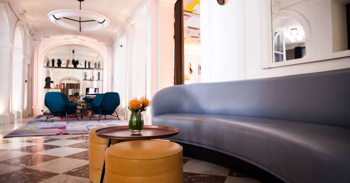 Een foto van het interieur van Hotel Vernet