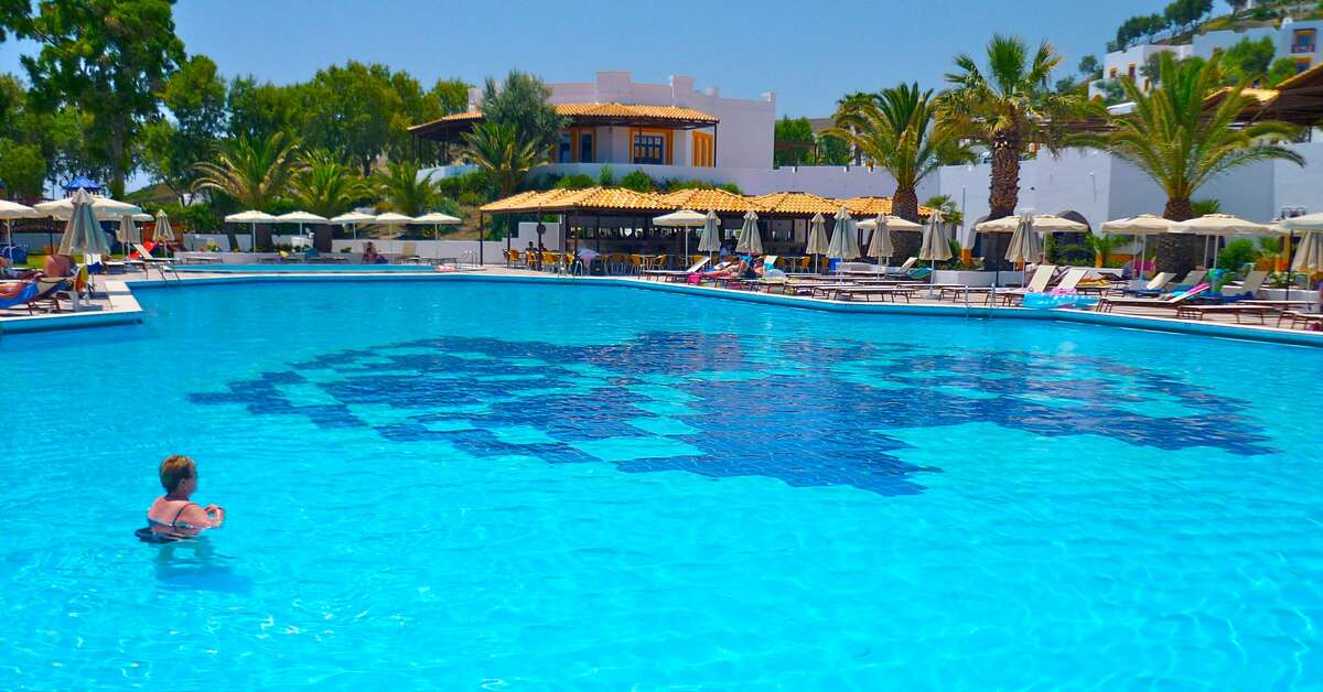 Een foto van het zwembad bij Lagas Aegean Village