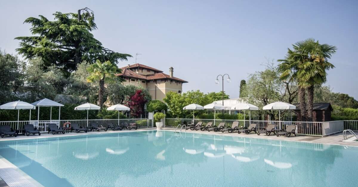 Een foto van het zwembad bij Hotel Villa Maria