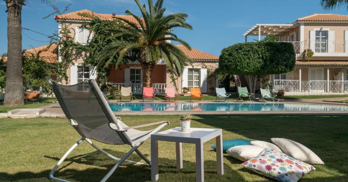 Een foto van het zwembad bij Aeolos Boutique Hotel & Suites