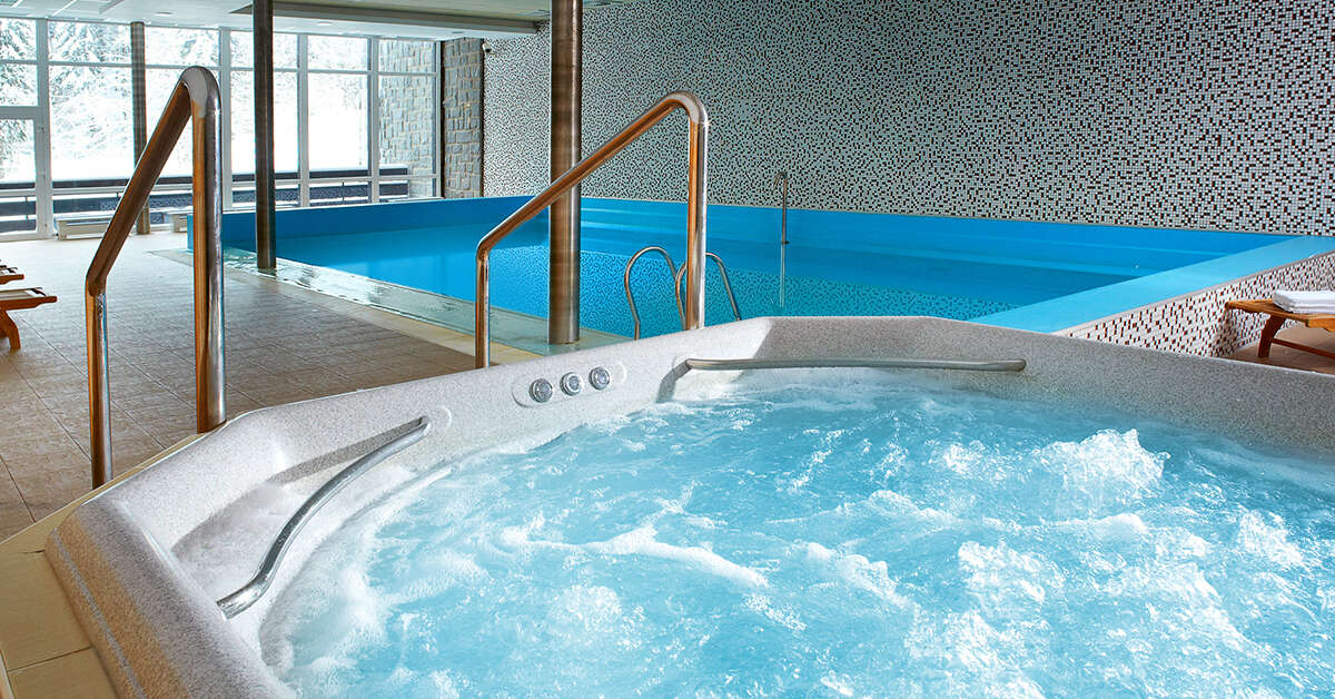 Een foto van het zwembad bij Clarion Hotel Spindleruv Mlyn