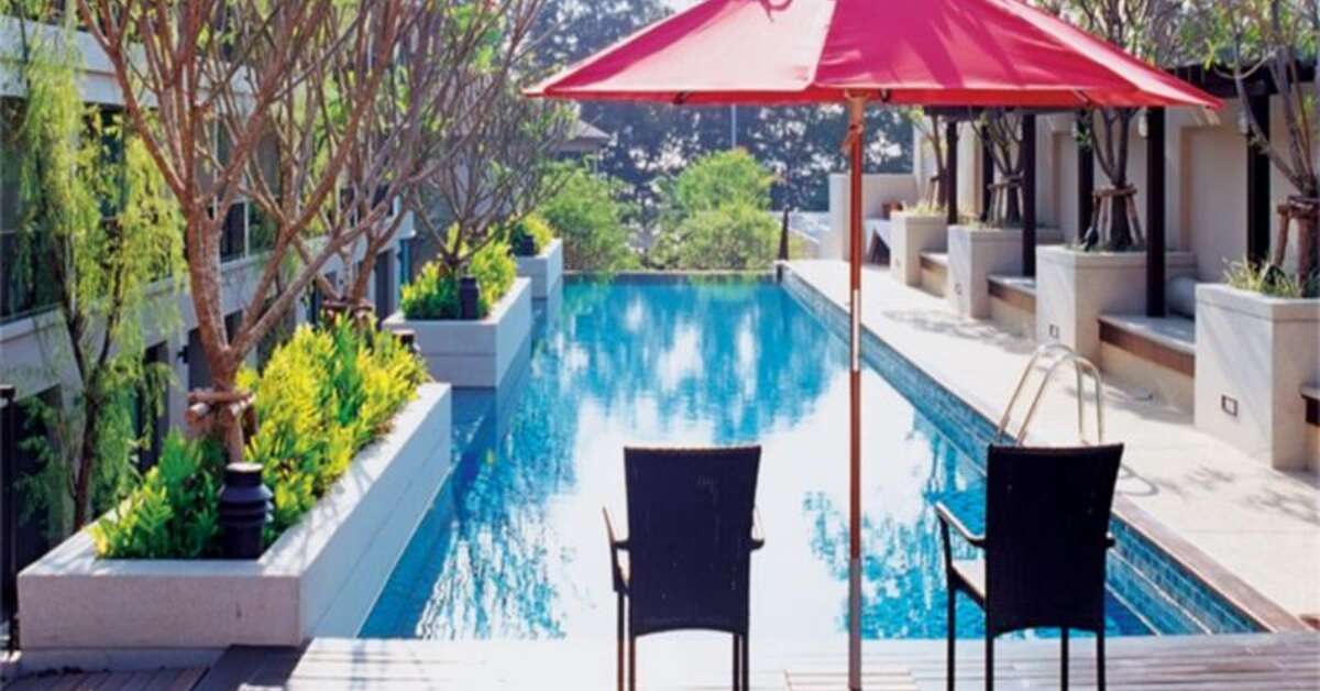 Een foto van het zwembad bij Tara Mantra Resort
