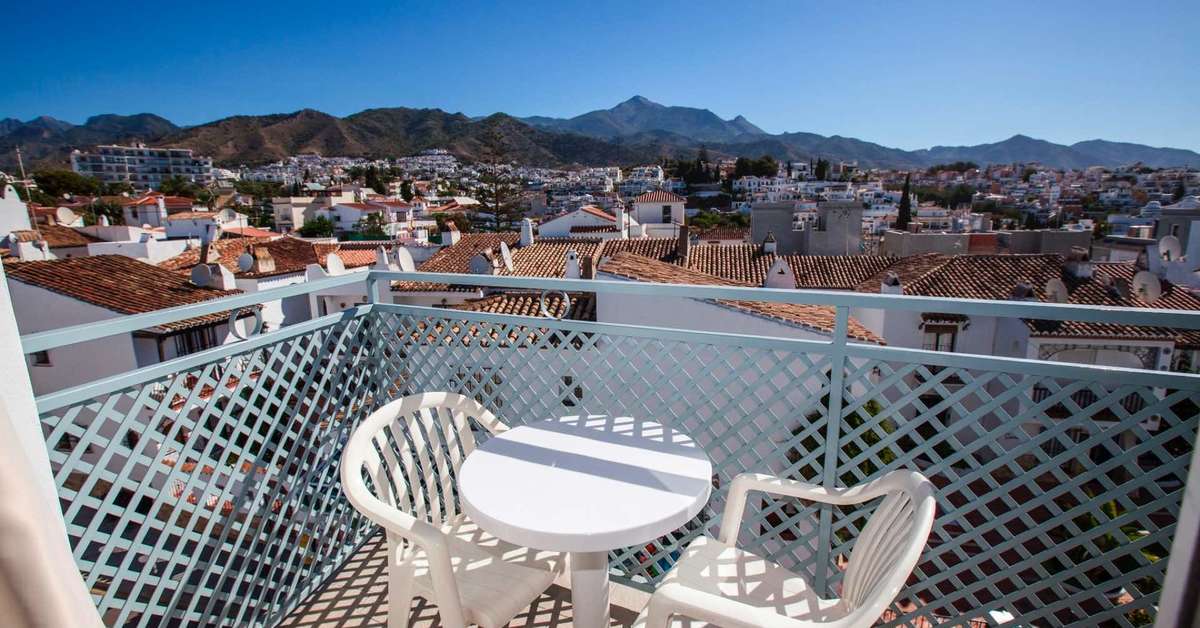 Een foto van het terras bij Beneste Villa Flamenca